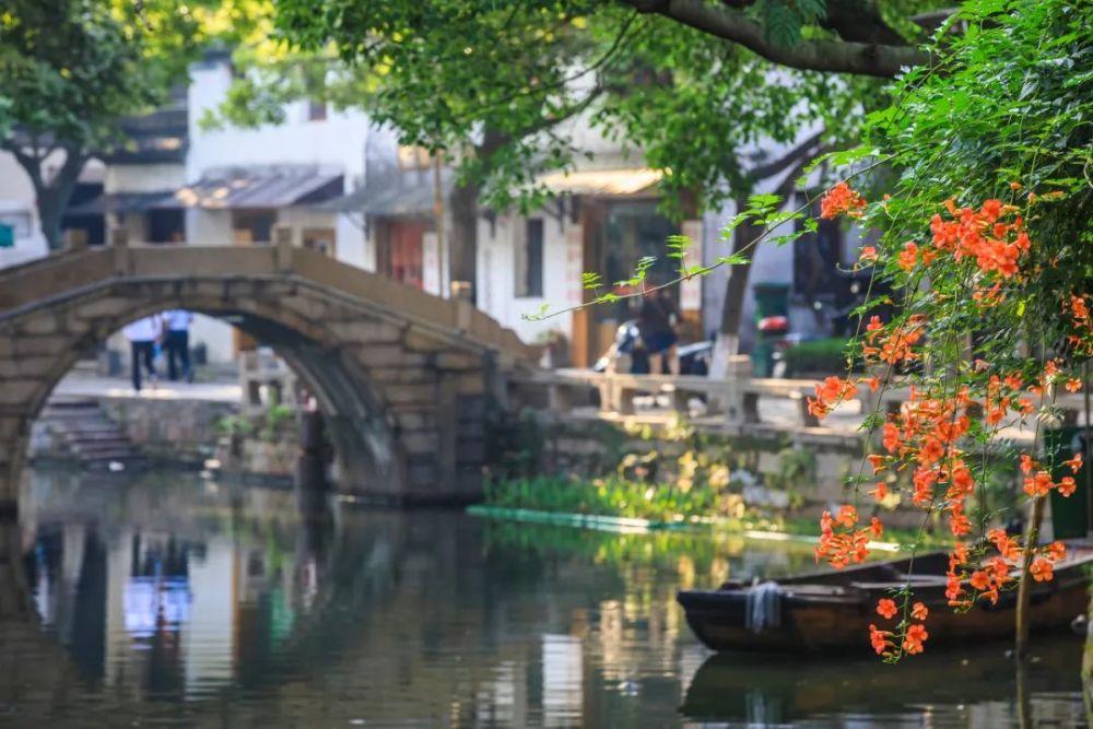 探索问题答案,尽在90后小两口移居鹤岗,4万全款买房,到鹤岗买房需要考虑什么?蜗牛问答平台